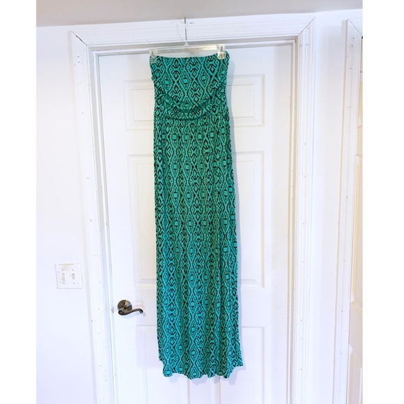 iris Dresses & Skirts - Iris Aqua & Black Aztec Print Strapless Maxi Dress